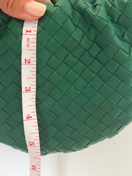 BOTTEGA VENETA The Mini Bulb in green Intrecciato - Picture 8 of 11